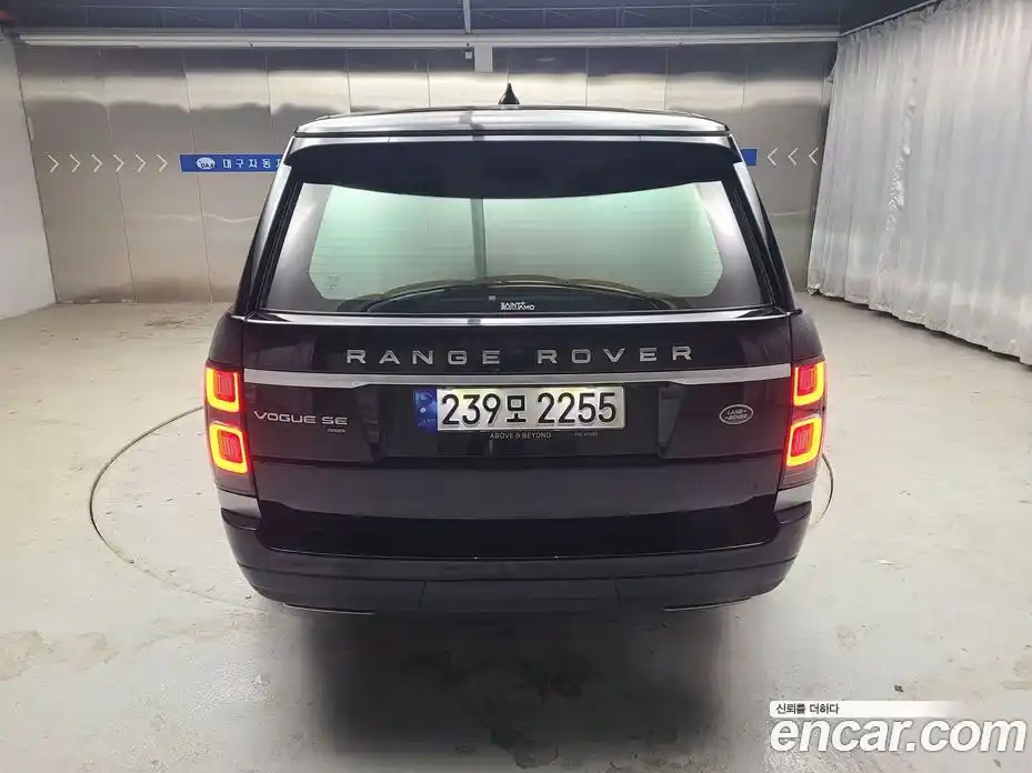 Land Rover Range-Rover 2021 3.0 Автомат в Москве № 166841, фото 4