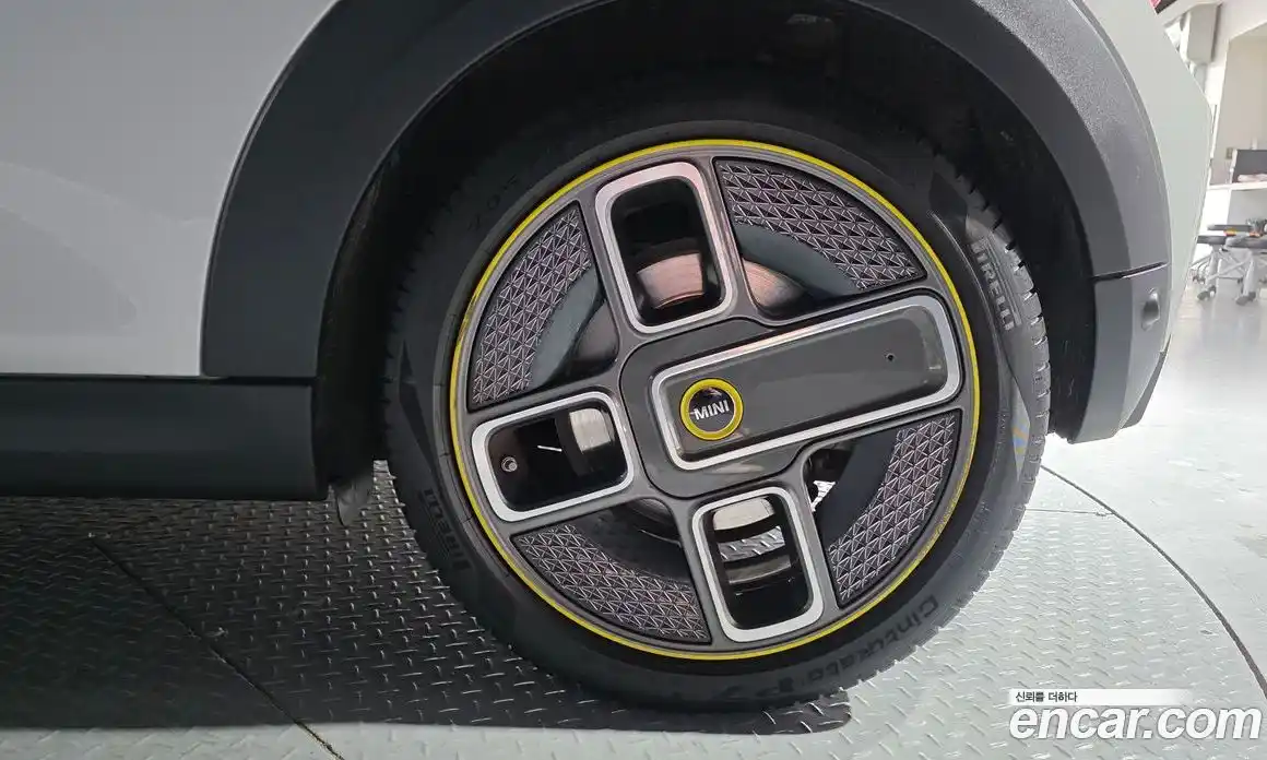 Mini Cooper 2023 Автомат в Москве № 166940, фото 18