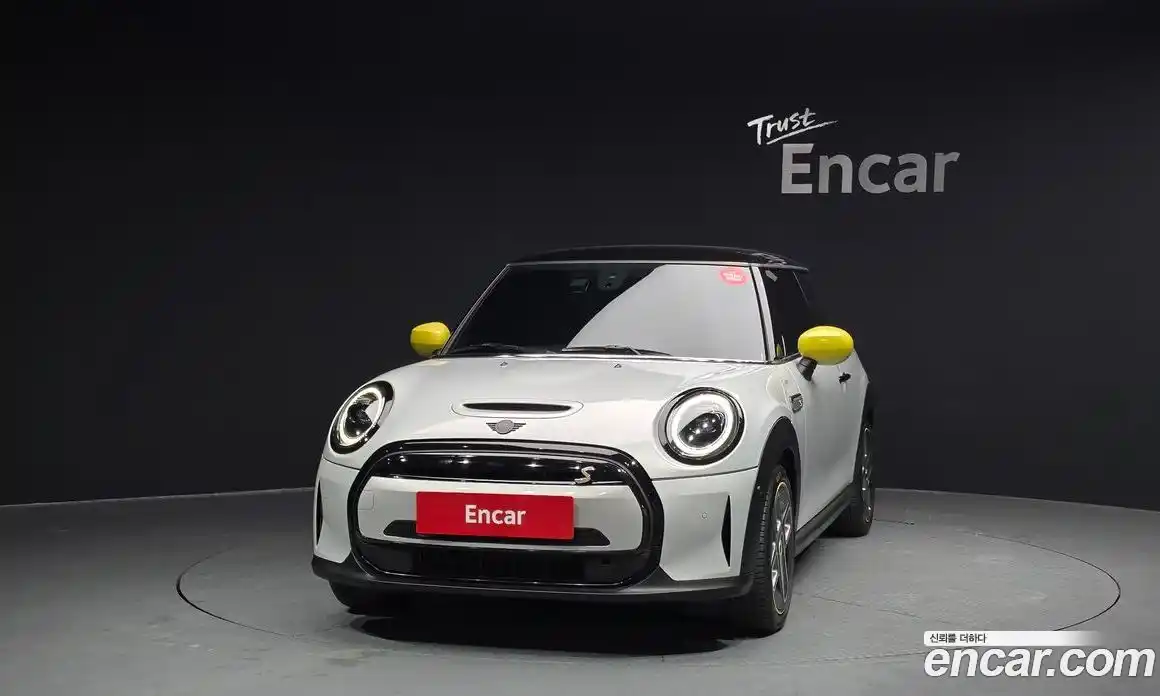 Mini Cooper 2023 Автомат в Москве № 166940, фото 6