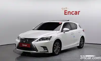 Lexus CT200h 2018 1.8 Автомат в Москве № 167981, миниатюра 11
