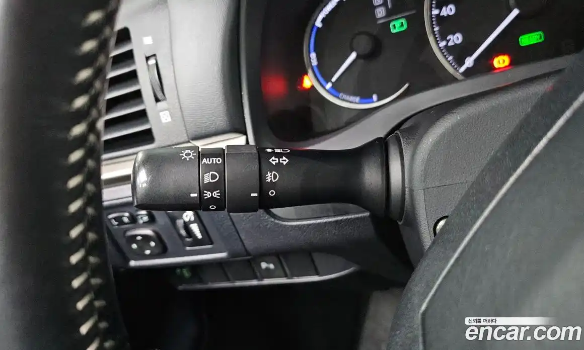 Lexus CT200h 2018 1.8 Автомат в Москве № 167981, фото 14