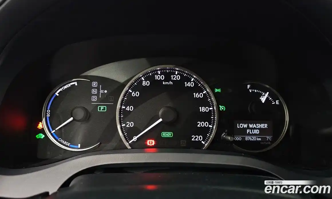 Lexus CT200h 2018 1.8 Автомат в Москве № 167981, фото 20