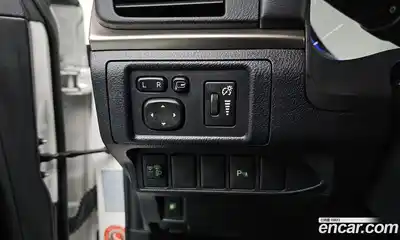 Lexus CT200h 2018 1.8 Автомат в Москве № 167981, миниатюра 3