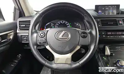 Lexus CT200h 2018 1.8 Автомат в Москве № 167981, миниатюра 8