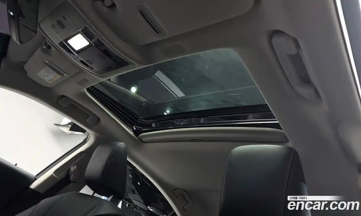 Lexus ES 2020 2.5 Автомат в Москве № 168111, фото 17