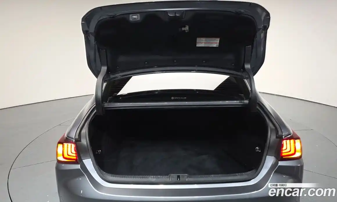 Lexus ES 2020 2.5 Автомат в Москве № 168111, фото 20