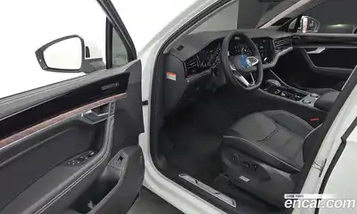 Volkswagen Touareg 2026 3.0 Автомат в Москве № 168357, миниатюра 11