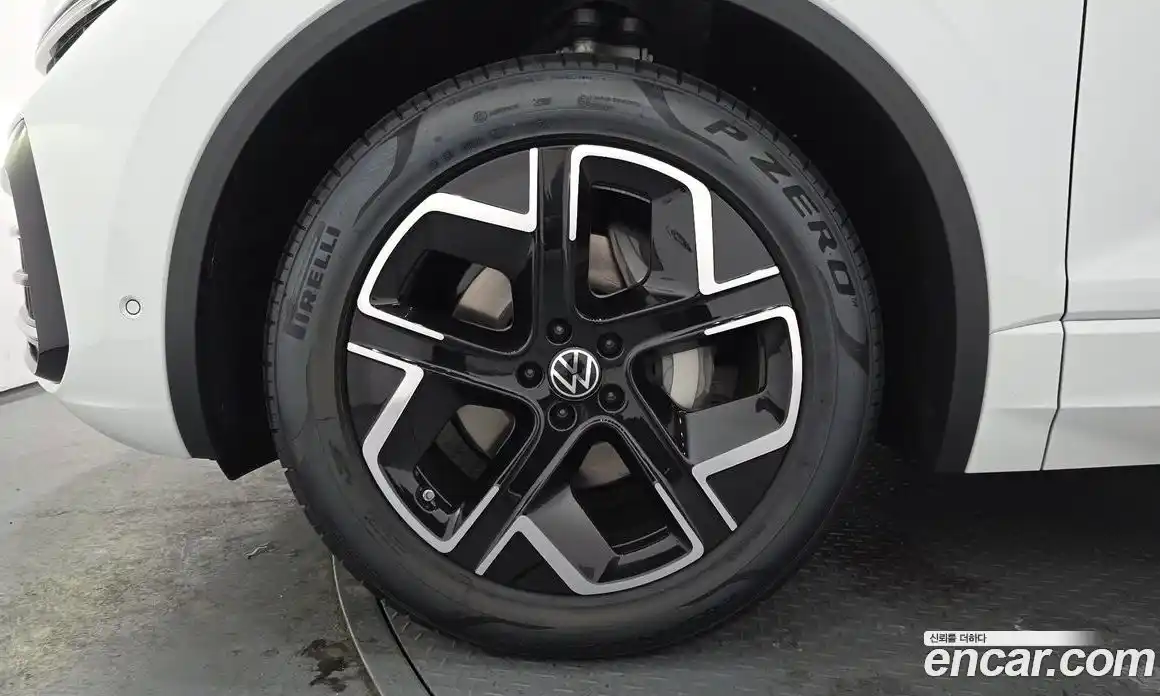 Volkswagen Touareg 2026 3.0 Автомат в Москве № 168357, фото 5