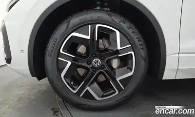 Volkswagen Touareg 2026 3.0 Автомат в Москве № 168357, миниатюра 5