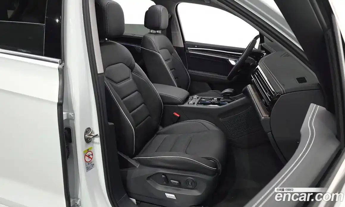 Volkswagen Touareg 2026 3.0 Автомат в Москве № 168357, фото 10