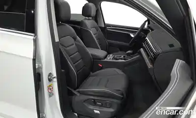 Volkswagen Touareg 2026 3.0 Автомат в Москве № 168357, миниатюра 10