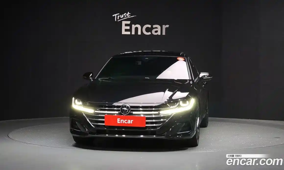 Volkswagen Arteon 2022 2.0 Автомат в Москве № 168447, фото 1