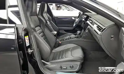 Volkswagen Arteon 2022 2.0 Автомат в Москве № 168447, миниатюра 11