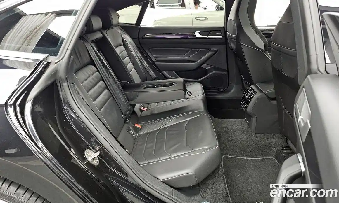 Volkswagen Arteon 2022 2.0 Автомат в Москве № 168447, фото 12