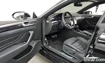 Volkswagen Arteon 2022 2.0 Автомат в Москве № 168447, миниатюра 10