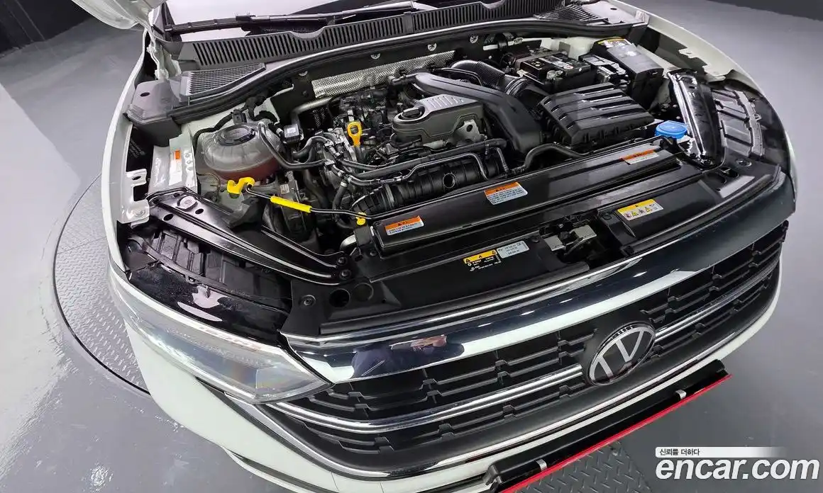 Volkswagen Jetta 2023 1.5 Автомат в Москве № 168627, фото 18