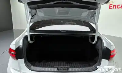 Volkswagen Jetta 2023 1.5 Автомат в Москве № 168627, миниатюра 2