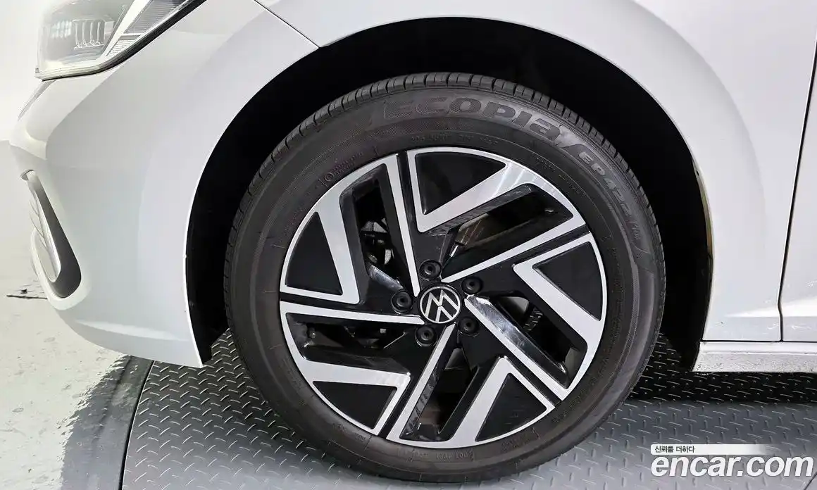 Volkswagen Jetta 2023 1.5 Автомат в Москве № 168627, фото 10