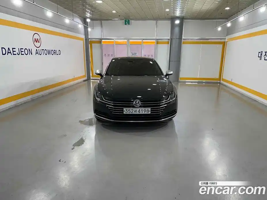 Volkswagen Arteon 2019 2.0 Автомат в Москве № 168720, фото 19