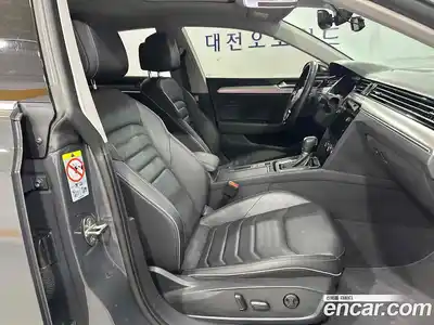 Volkswagen Arteon 2019 2.0 Автомат в Москве № 168720, миниатюра 3