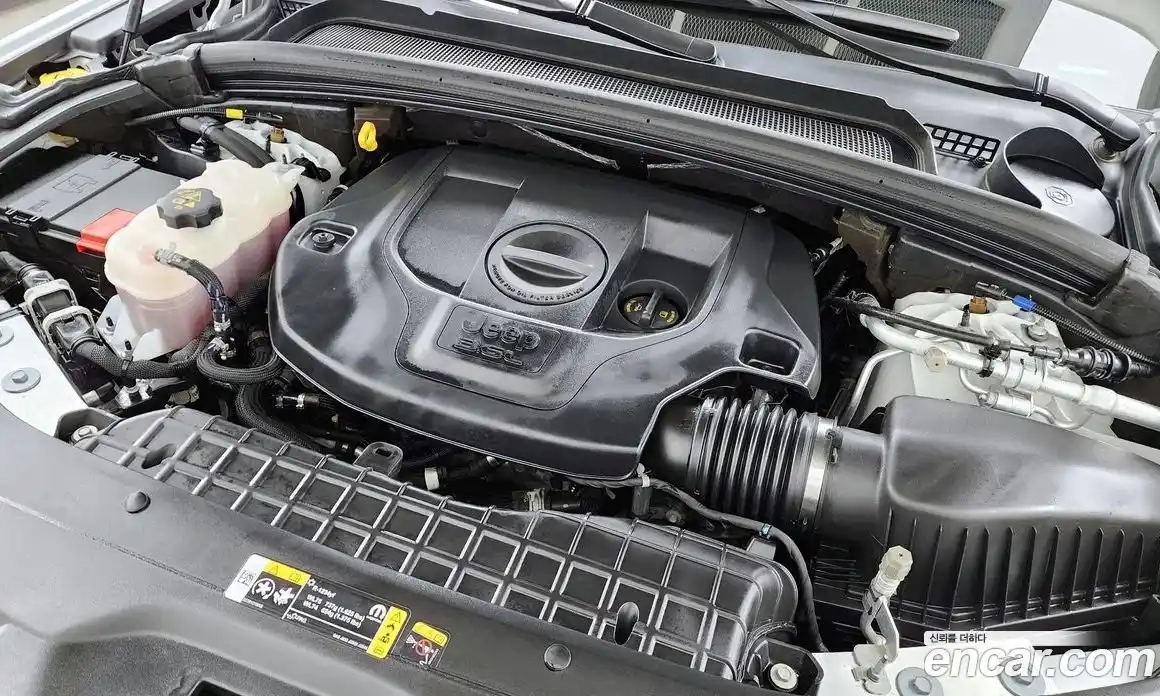 Jeep Cherokee 2023 3.6 Автомат в Москве № 169459, фото 10