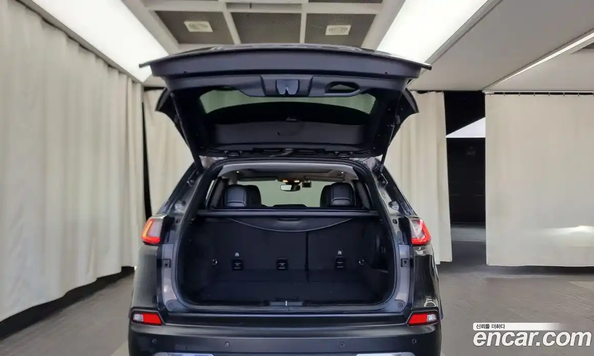 Jeep Cherokee 2022 2.4 Автомат в Москве № 169516, фото 6