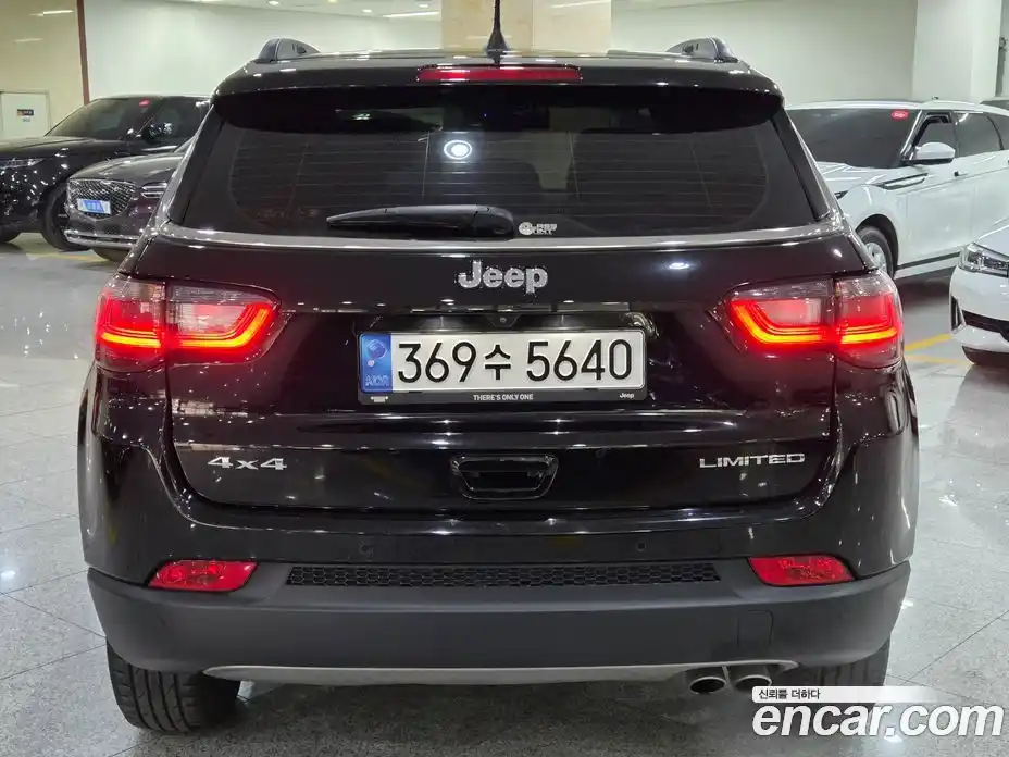 Jeep Compass 2022 2.4 Автомат в Москве № 169958, фото 4