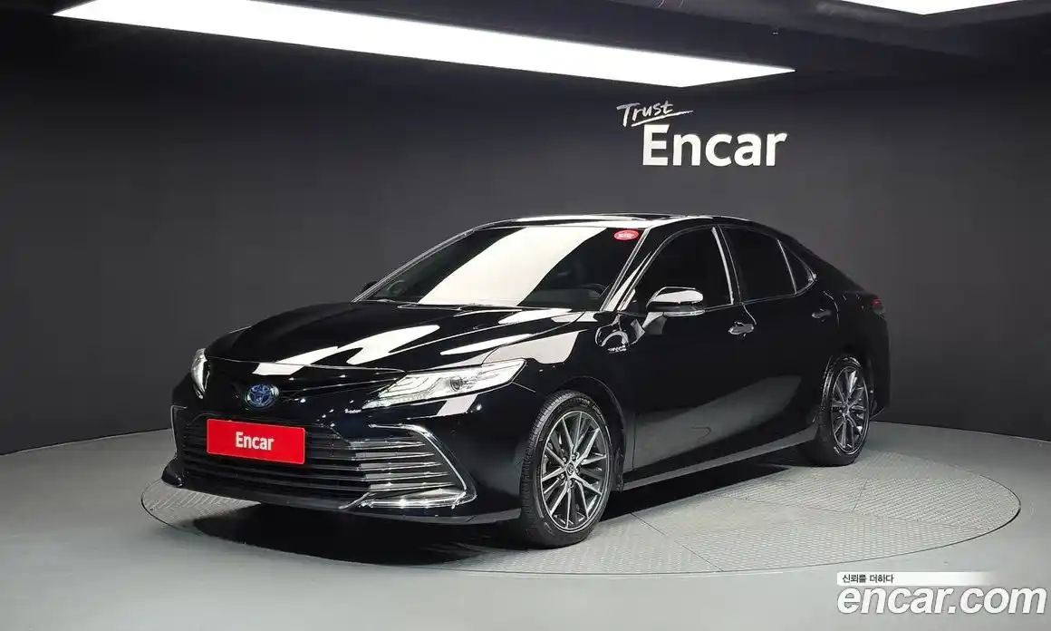 Toyota Camry 2023 2.5 Автомат в Москве № 170149, фото 4