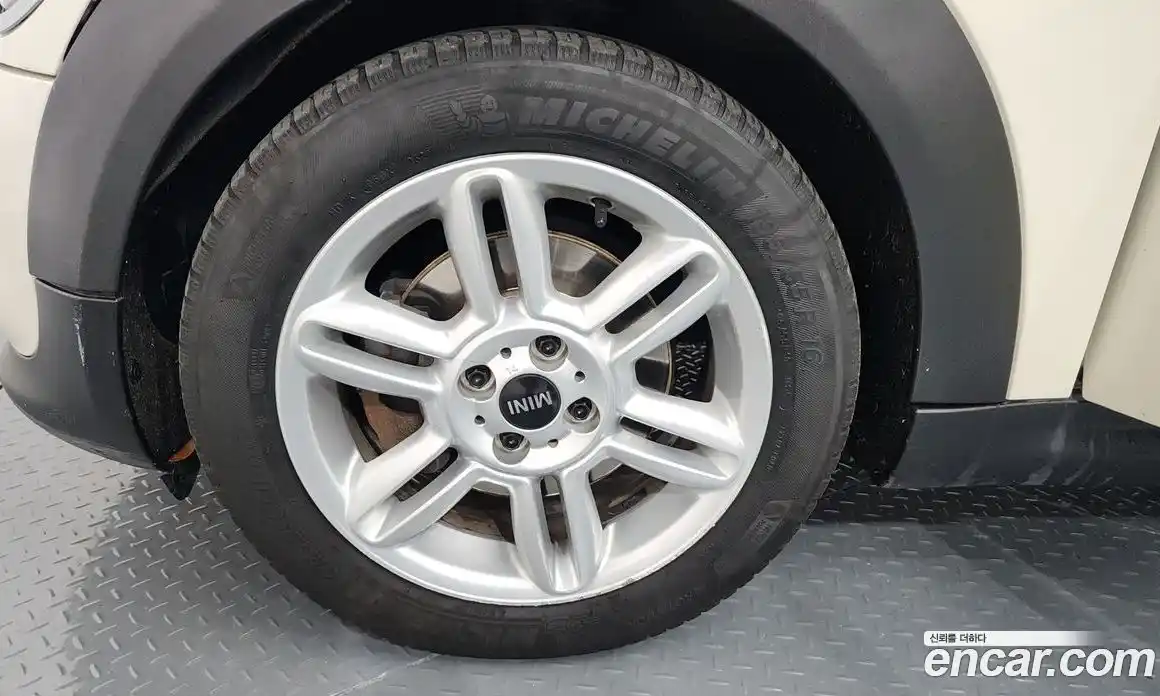 Mini Clubman 2014 1.6 Автомат в Москве № 177412, фото 5