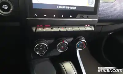 Renault XM3 2023 1.6 Автомат в Москве № 178201, миниатюра 3