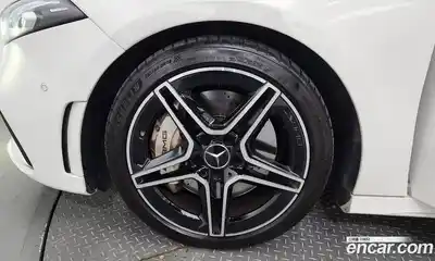 Mercedes-Benz A-Class 2020 2.0 Автомат в Москве № 178361, миниатюра 5