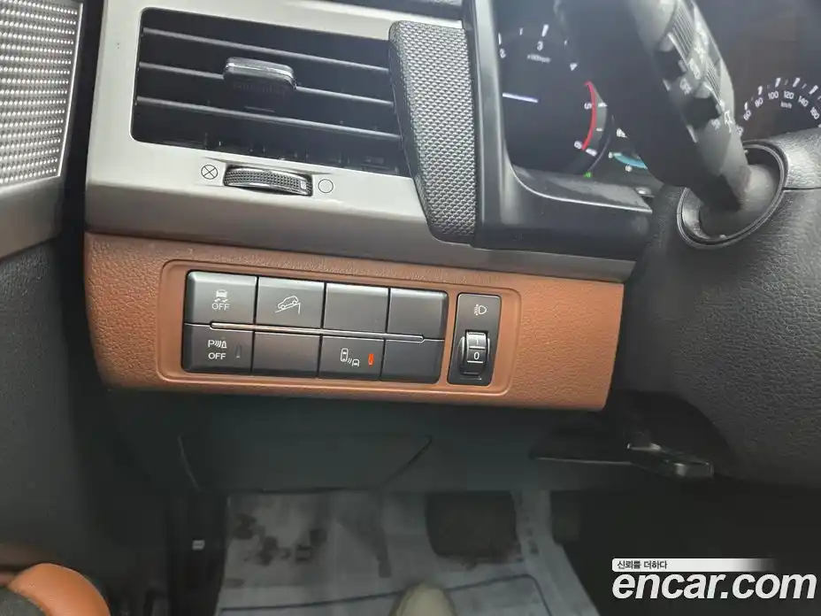 SsangYong Rexton 2019 2.2 Автомат в Москве № 182450, фото 9