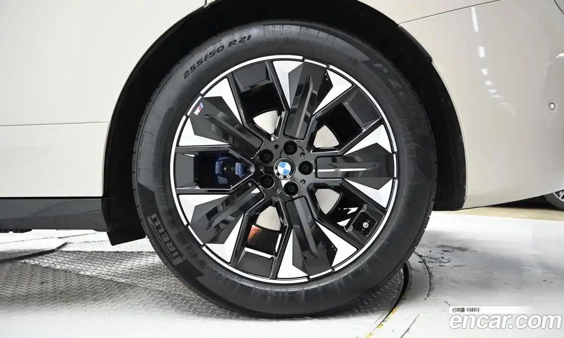 BMW iX 2026 0.3 Автомат в Москве № 186889, фото 5