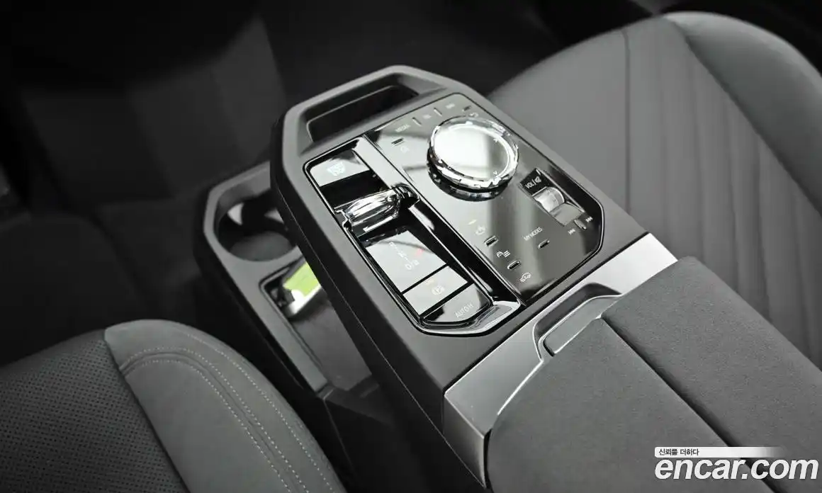 BMW iX 2026 0.3 Автомат в Москве № 186889, фото 9