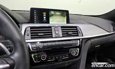 BMW 3-Series 2018 2.0 Автомат в Москве № 188096, миниатюра 9