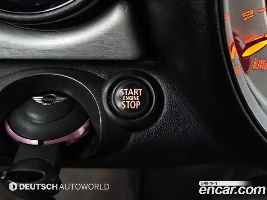 Mini Cooper 2012 1.6 Автомат в Москве № 189161, фото 15