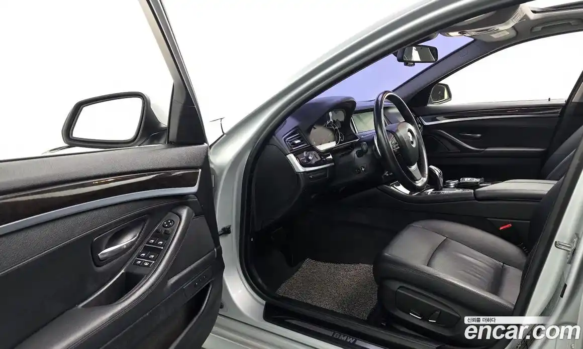 BMW 5-Series 2014 2.0 Автомат в Москве № 192175, фото 11