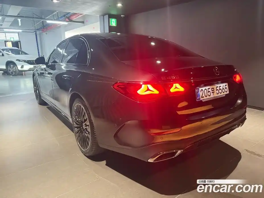 Mercedes-Benz E-Class 2026 3.0 Автомат в Москве № 193525, фото 18