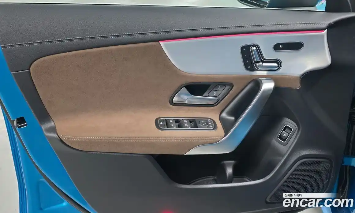 Mercedes-Benz CLA-Class 2024 2.0 Автомат в Москве № 193637, фото 13