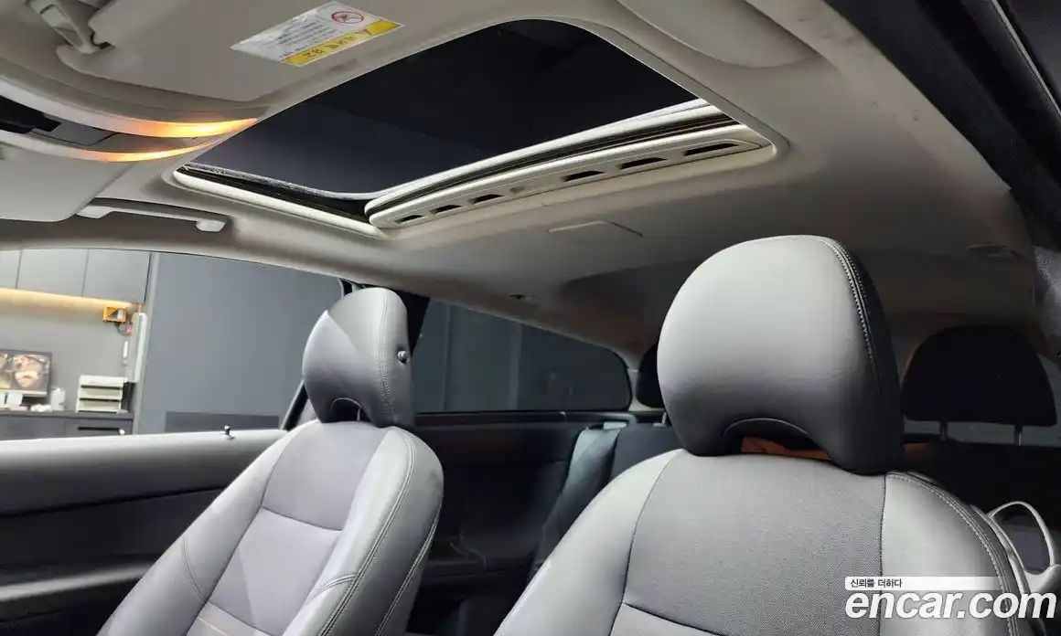 Volvo C30 2011 2.0 Автомат в Москве № 194854, фото 11