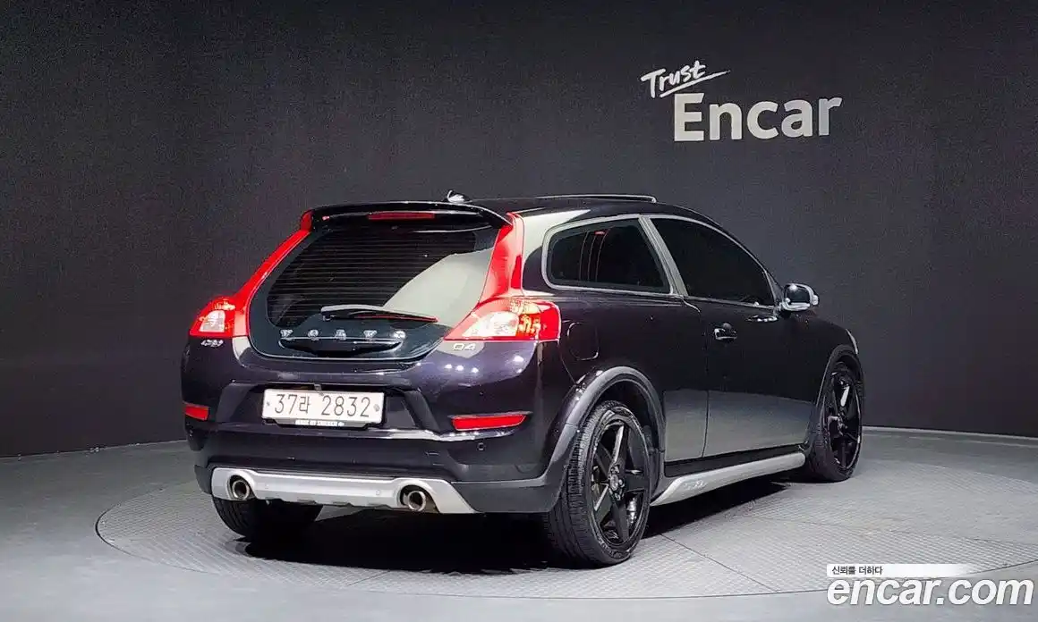 Volvo C30 2011 2.0 Автомат в Москве № 194854, фото 13