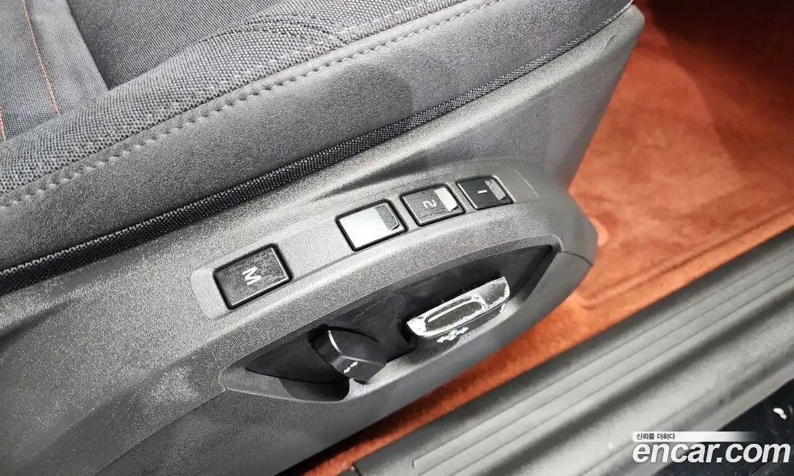 Volvo C30 2011 2.0 Автомат в Москве № 194854, фото 6