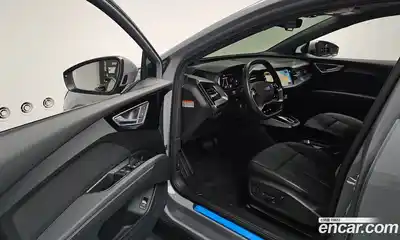 Audi Q4 e-tron 2023 0.2 Автомат в Москве № 196012, миниатюра 12