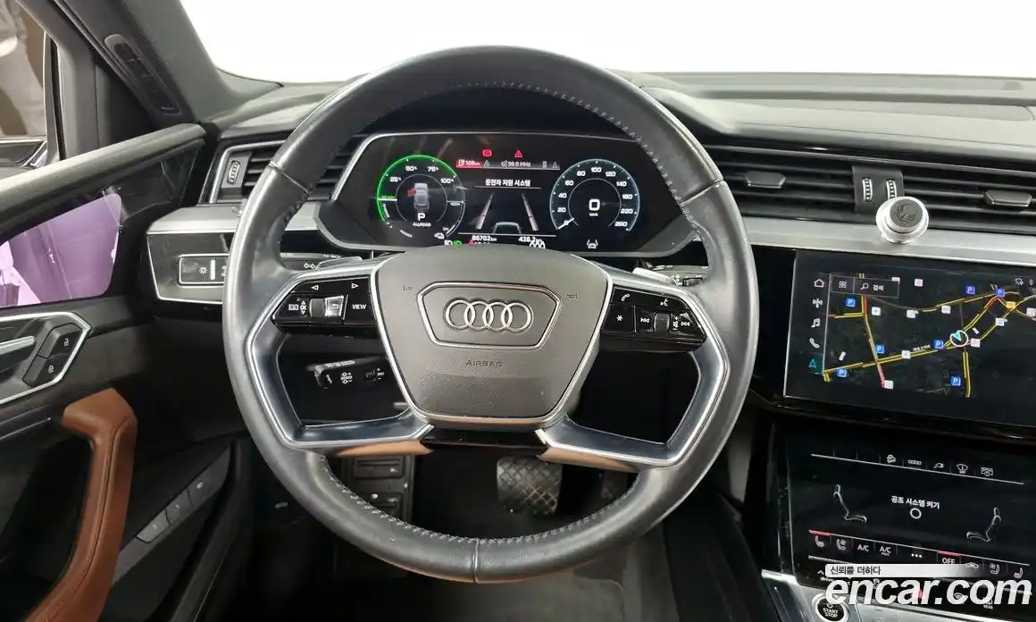 Audi e-tron 2021 0.2 Автомат в Москве № 196330, фото 13