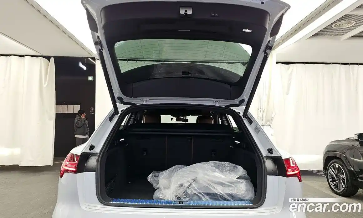 Audi e-tron 2021 0.2 Автомат в Москве № 196330, фото 20