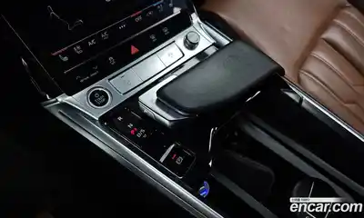 Audi e-tron 2021 0.2 Автомат в Москве № 196330, миниатюра 9