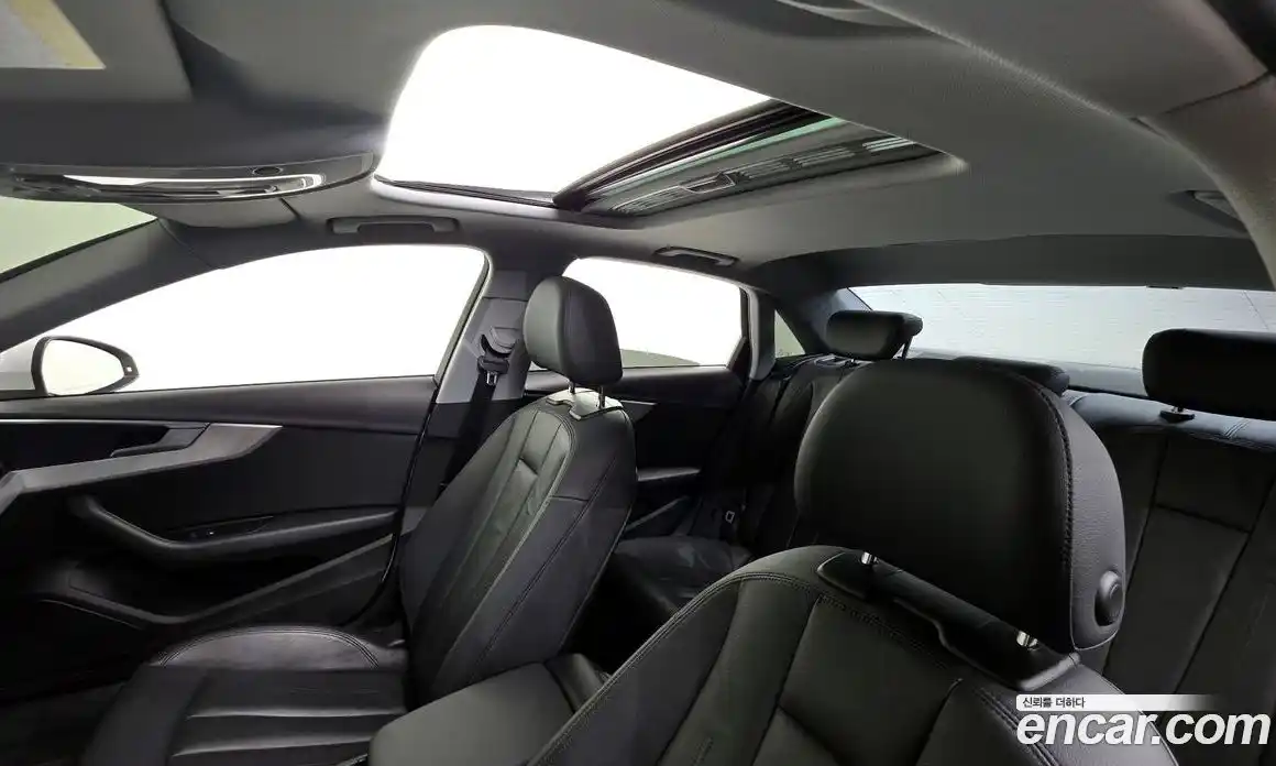 Audi A4 2019 2.0 Автомат в Москве № 196344, фото 18