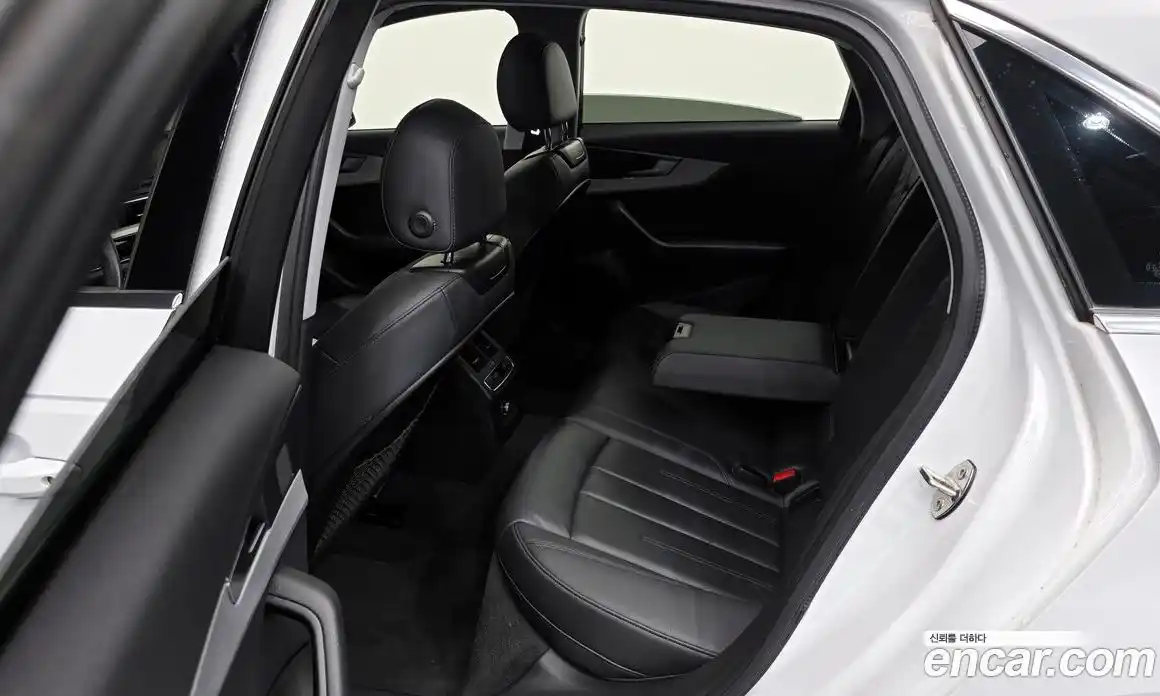 Audi A4 2019 2.0 Автомат в Москве № 196344, фото 19