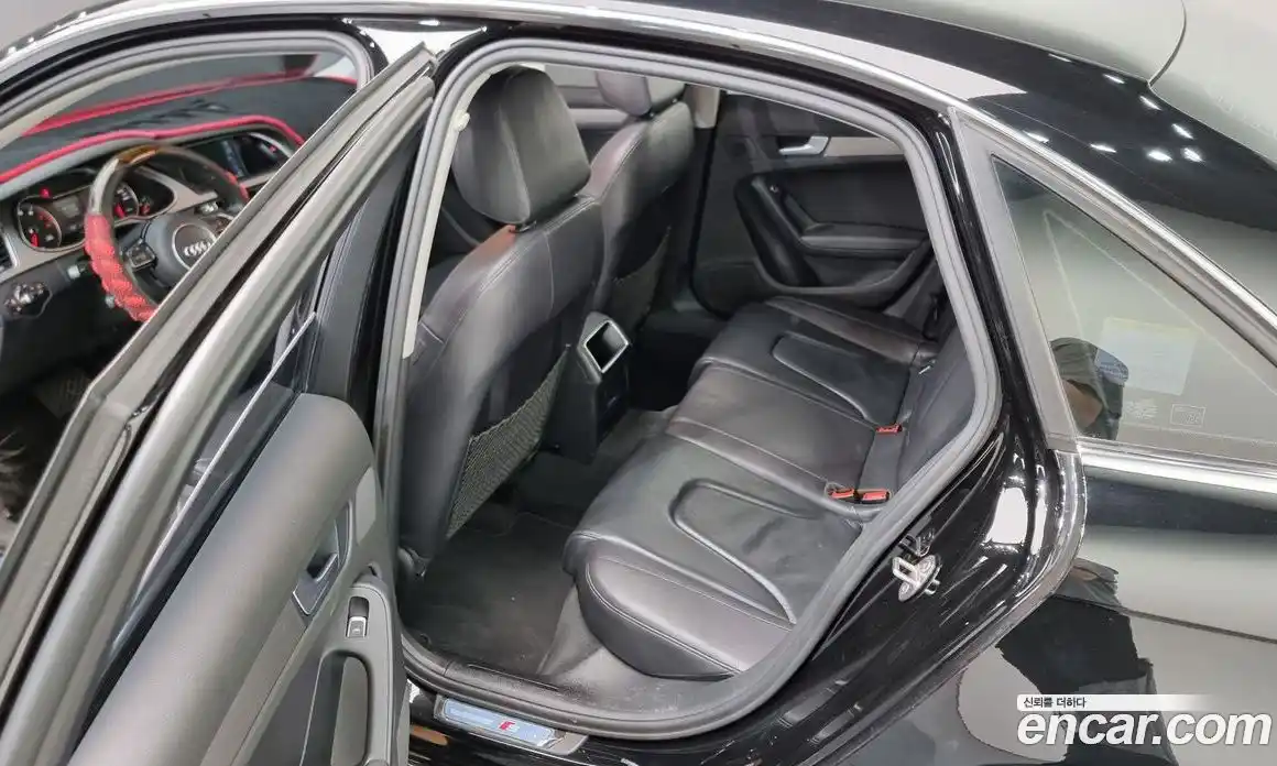 Audi A4 2015 2.0 Автомат в Москве № 196473, фото 1