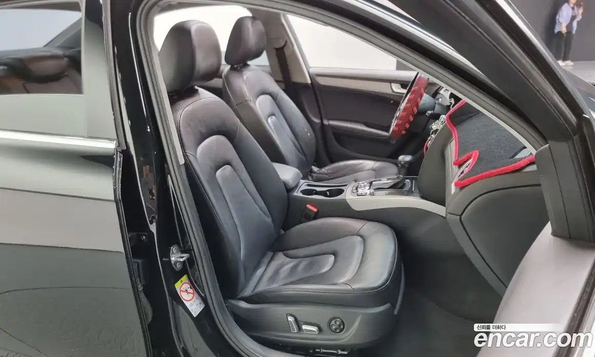 Audi A4 2015 2.0 Автомат в Москве № 196473, фото 13